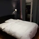 Spiti Mou, Spitaki Mou